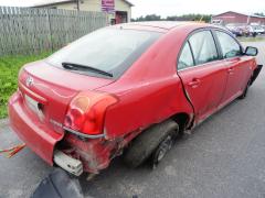 Toyota Avensis 1.8 VVti LB -03