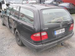 Mercedes-Benz E 200 290 Td