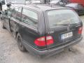 Kuva 3: Mercedes-Benz E 200 290 Td 1998