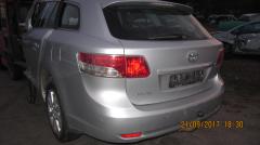 Toyota Avensis 08->>