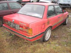 BMW  E30  316i 3-ov punainen -89