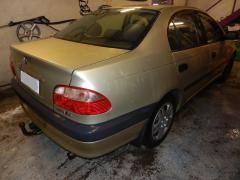 Toyota Avensis 1.6 VVti sed. -01