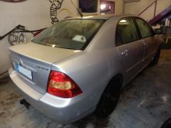 Toyota Corolla 1.6 VVti sed. -03
