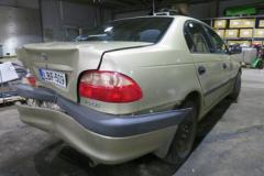Toyota Avensis 1.8 A 4D sedan -01