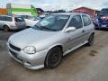 Kuva 3: Opel Corsa B 1.6 16V 3-ov. -00 2000