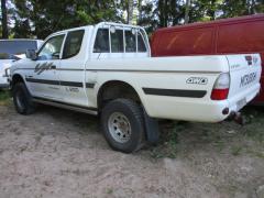 Mitsubishi L200 2,5TD 4x4 -04