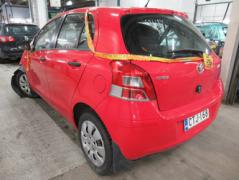 Toyota Yaris 1.3 5D Hatchback -10