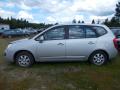 Kuva 3: Kia Carens II 2008