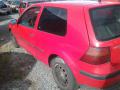 Kuva 3: Volkswagen Golf IV 1.4 Bensa 2001