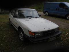 Saab 900