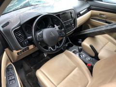 Mitsubishi Outlander 07->>