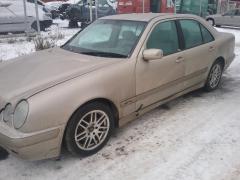 Mercedes-Benz (W210) E 220 CDI