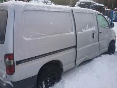 Toyota Hiace 2.5 D-4D 4WD (Pitk)