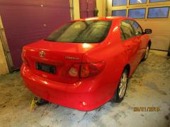 Toyota Corolla 1.6 sedan -10