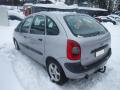 Kuva 3: Citroen Xsara Picasso 5D MPV 1.8i MT5 2001