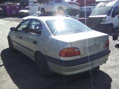 Toyota Avensis 1,8 sedan -99 