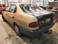 Kuva3: Toyota Carina E 1.6i 4D -92