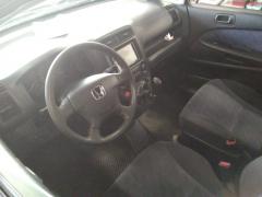 Honda Stream 1.7 MPV -03