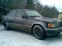 Mercedes-Benz 190 200D sed.