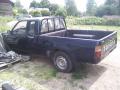 Kuva 3: Toyota Hilux 2,4D 2wd LN90L -97  1997