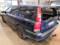 Volvo V70 2.4 -01 Farkku