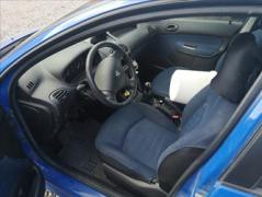 Peugeot 206 1.4i -01