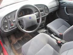 Saab 900