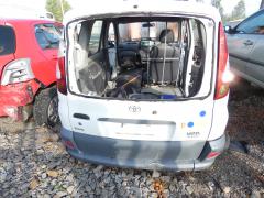 Toyota Yaris Verso 1.3 VTT-i Bensa tila-auto