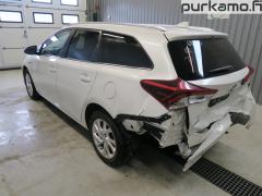 Toyota Auris 1.8i Hybrid Farm