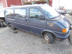 Volkswagen Transporter 2.4 D Pakettiauto