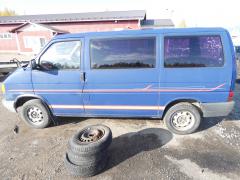 Volkswagen Transporter IV 2.4 D Pakettiauto