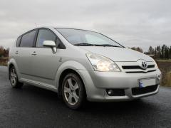 Toyota Corolla Verso 2.0 D-4D -04