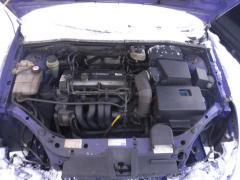 Ford Focus I Pre-Facelift 5D STW 1.6i MT5