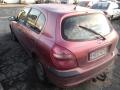 Kuva 3: Nissan Almera (N16) 1.8i -00 Hatchback 2000