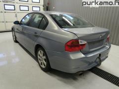 BMW E90 320i Sed