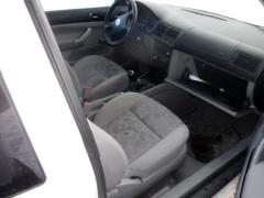 VW Golf IV 3D HB 1.4i 16V MT5