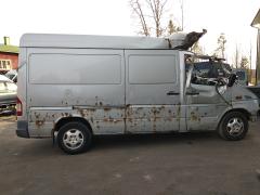 Mercedes-Benz Sprinter 313 puolipitk -04 (w901-905)   -04