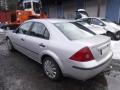 Kuva 3: Ford Mondeo III Pre-Facelift 4D Sedan 1.8i MT5 2002