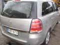 Kuva3: Opel Zafira 1,8 hopea -06