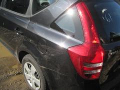 Kia Ceed 2,0 -08 musta farmari