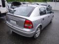 Kuva 3: Opel Astra G 5D HB 1.6i 16V MT5 2001