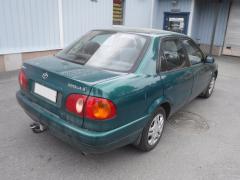 Toyota Corolla E112 4D Sedan 1.6VVT-i MT5 Facelift