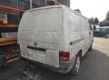 Kuva 3: Volkswagen Transporter 2,4D lyhyt -94 1994