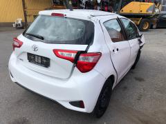 Toyota Yaris 11->