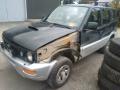 Kuva 3: Nissan Terrano 2 2,7TDI  -99 1999