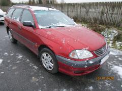 Toyota Avensis 1.6VVti farm. -01