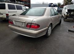 Mercedes-Benz E 200 CDI sedan -01