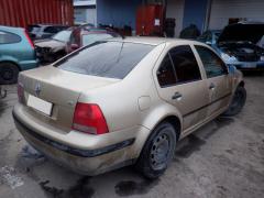 VW Bora 4D Sedan 1.6i 16V MT5 Firstline