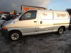 Toyota Hiace 2.5 D-4D 4WD pitk