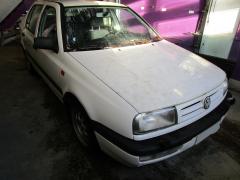 Volkswagen Vento 1.8 -95